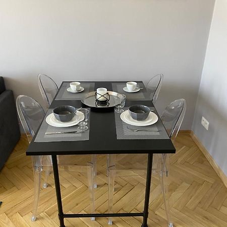 Apartament Emilian Apartment Warsaw Luaran gambar