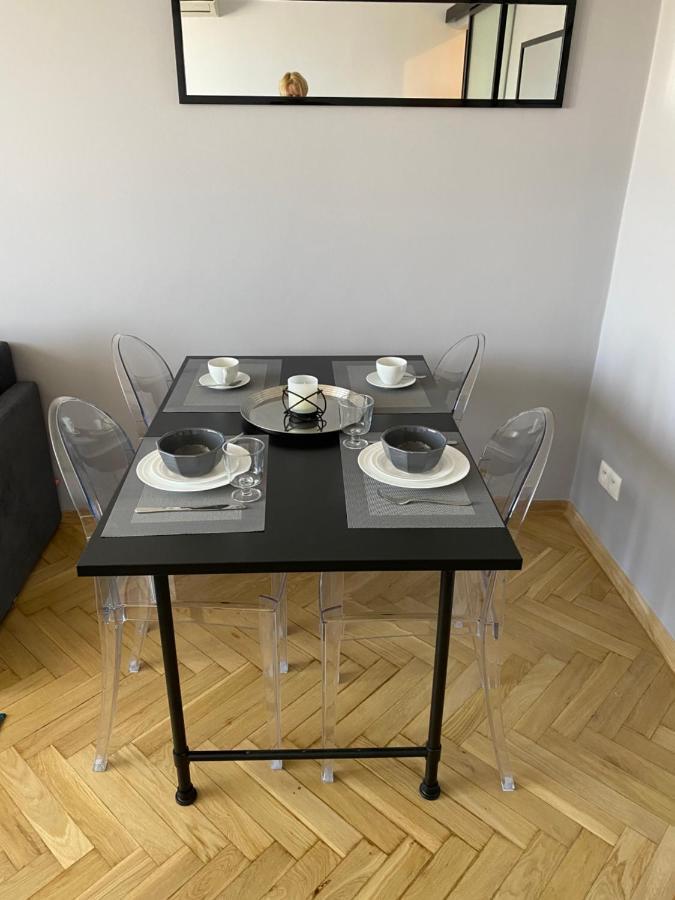 Apartament Emilian Apartment Warsaw Luaran gambar